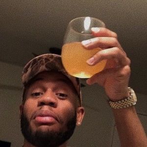 Meet your Posher, Naomi